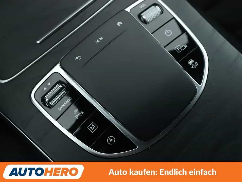 Mercedes-Benz GLC-Class d 4Matic AMG Line Aut.*LED*TEMPO*PDC*SHZ 04/2020-photo-29