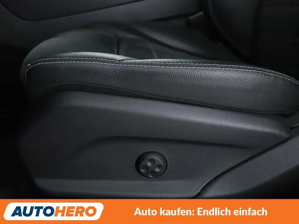 Mercedes-Benz GLC-Class d 4Matic AMG Line Aut.*LED*TEMPO*PDC*SHZ 04/2020-photo-33