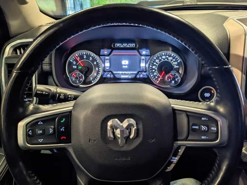 Dodge RAM 1500  Laramie HEMI 5.7L   4x4 Leder/LED 07/2022-photo-16