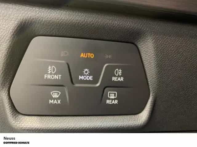 Cupra Formentor TSI DSG NAVI SITZHEIZUNG EINPARKHILFE 01/2024-photo-18