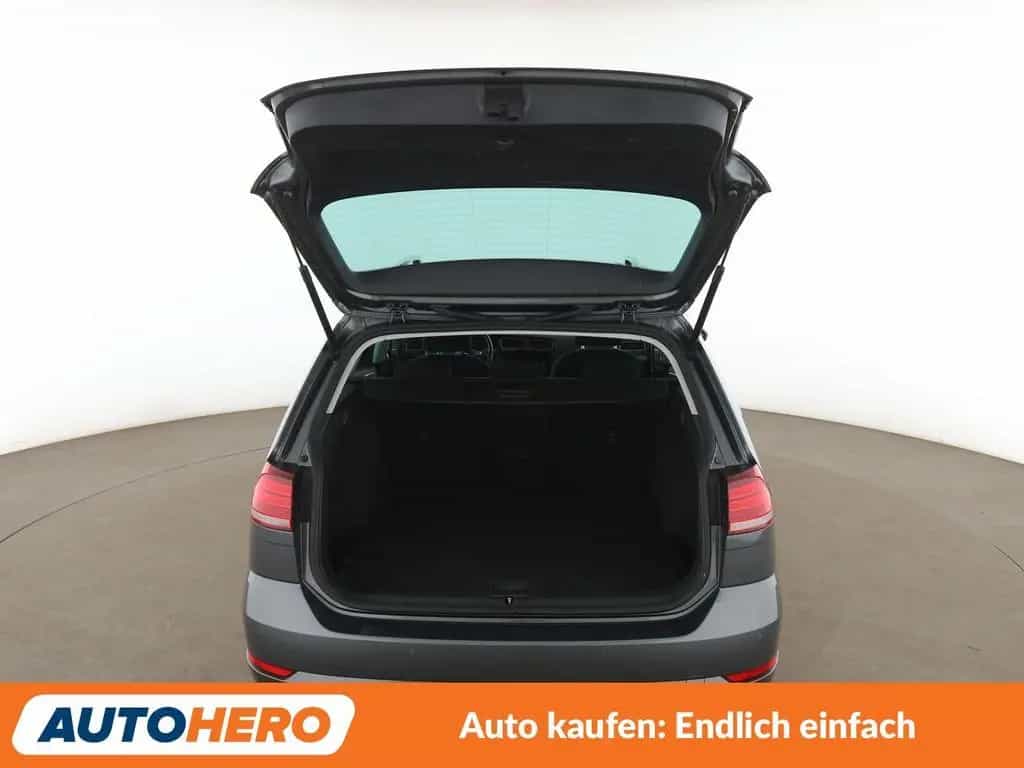 Volkswagen Golf VII 1.0 TSI Join*NAVI*PDC*SHZ*KLIMA* 10/2018-photo-16