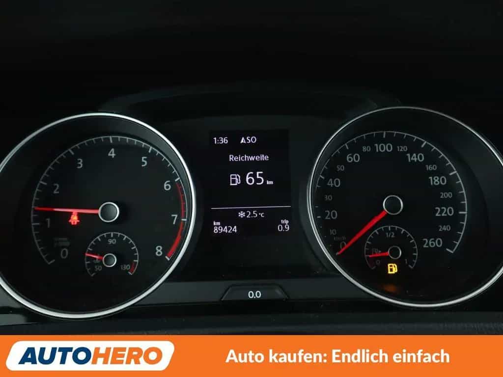 Volkswagen Golf VII 1.0 TSI Join*NAVI*PDC*SHZ*KLIMA* 10/2018-photo-19
