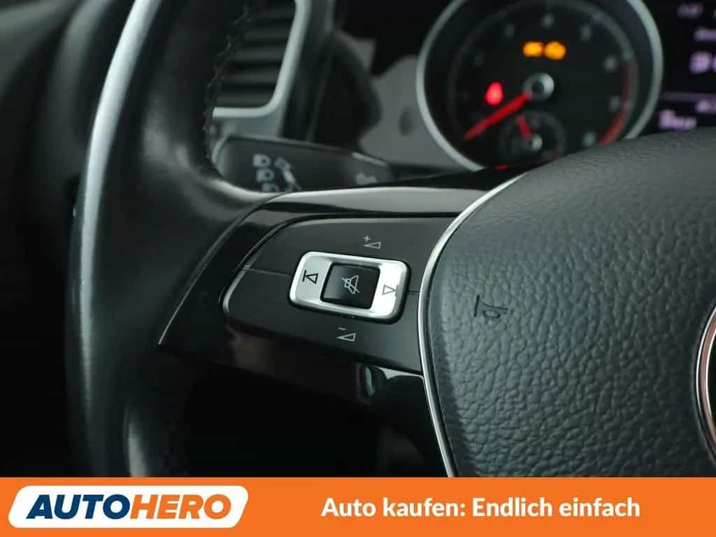 Volkswagen Golf VII 1.0 TSI Join*NAVI*PDC*SHZ*KLIMA* 10/2018-photo-27