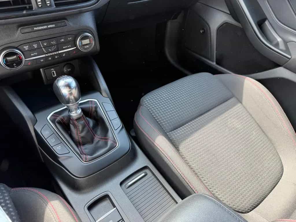 Ford Focus Lim. ST-Line 1 Hd+USB+SITZHEIZUNG+BC+MFL 04/2020-photo-9