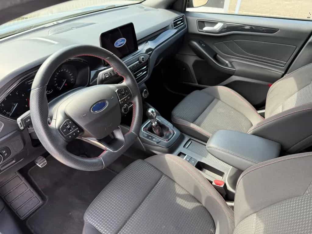 Ford Focus Lim. ST-Line 1 Hd+USB+SITZHEIZUNG+BC+MFL 04/2020-photo-3