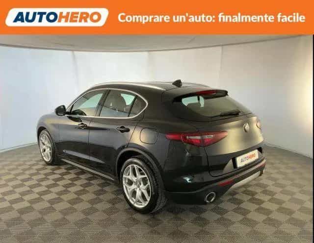 Alfa Romeo Stelvio ALFA ROMEO Stelvio 2.2 Turbodiesel 190 CV AT8 RW 06/2019-photo-3