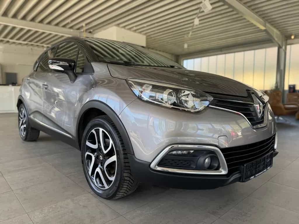 Renault Captur Luxe AHK Tüv Neu 07/2014-photo-0