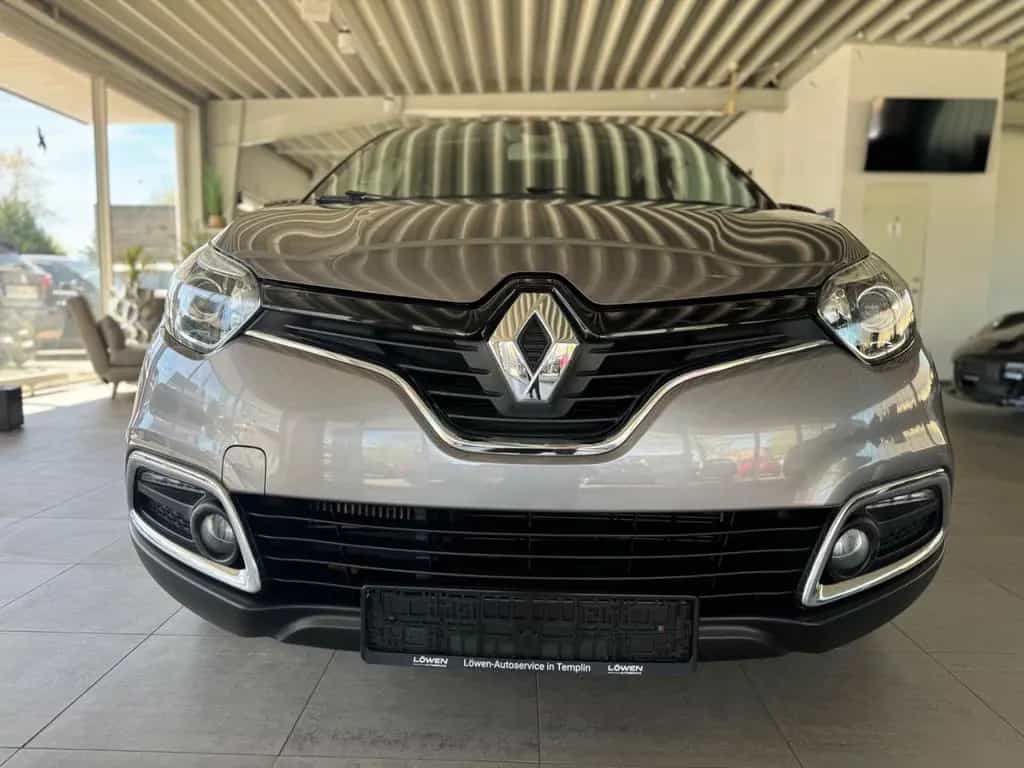 Renault Captur Luxe AHK Tüv Neu 07/2014-photo-1