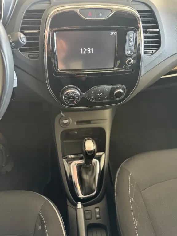 Renault Captur Luxe AHK Tüv Neu 07/2014-photo-11