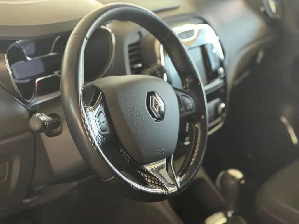 Renault Captur Luxe AHK Tüv Neu 07/2014-photo-15