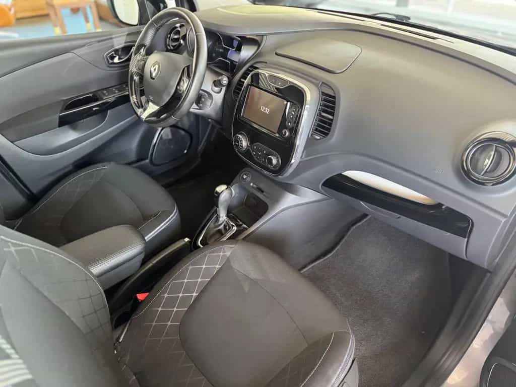 Renault Captur Luxe AHK Tüv Neu 07/2014-photo-8