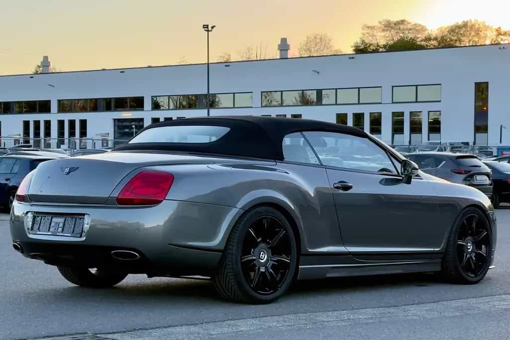 Bentley Continental GTC 01/2009-photo-12