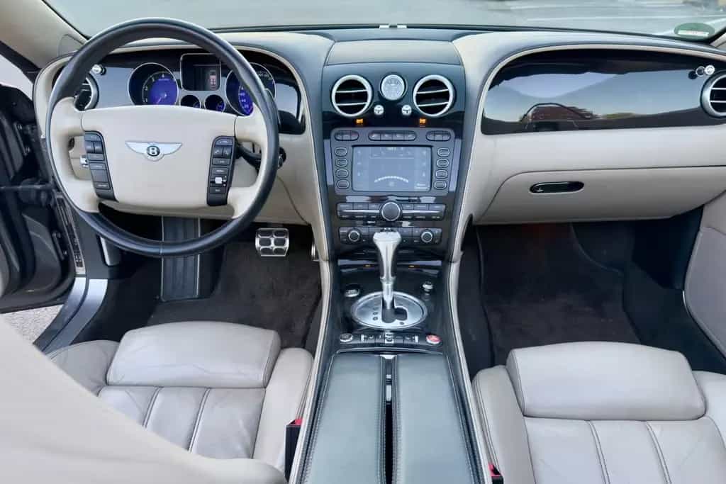 Bentley Continental GTC 01/2009-photo-18