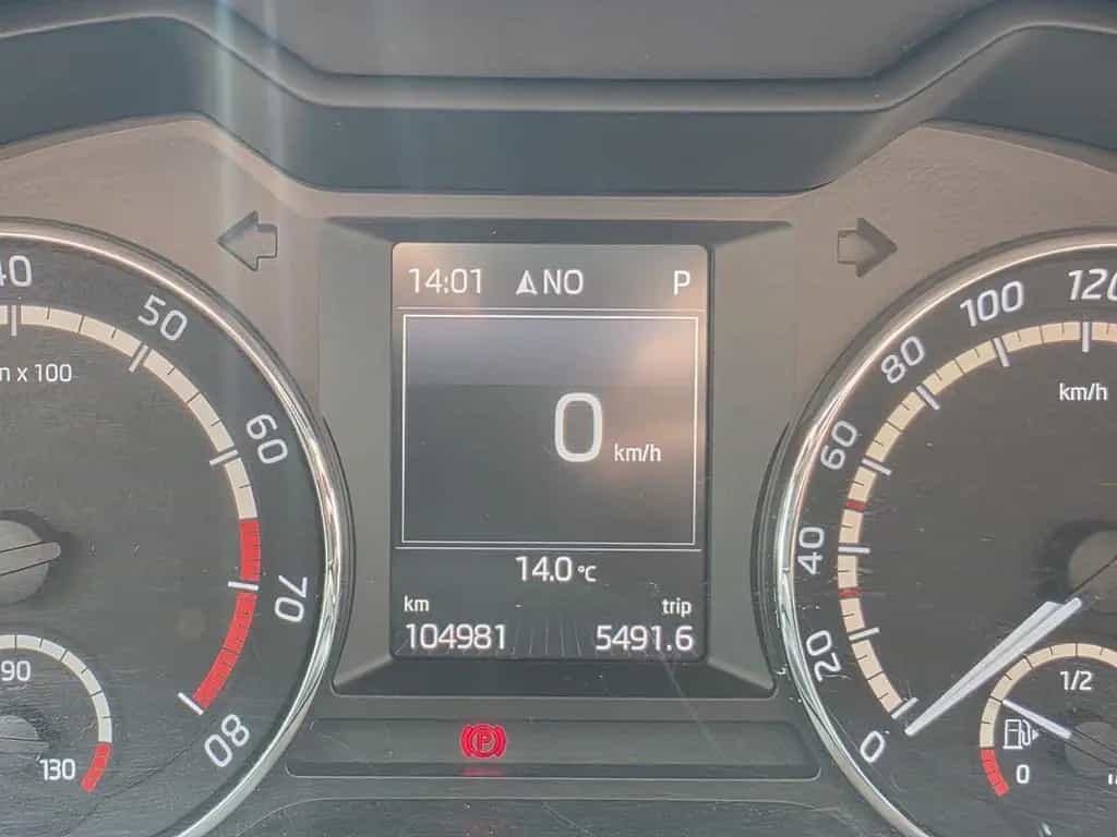Skoda Octavia 2.0 TSI DSG RS Combi RS 09/2015-photo-5