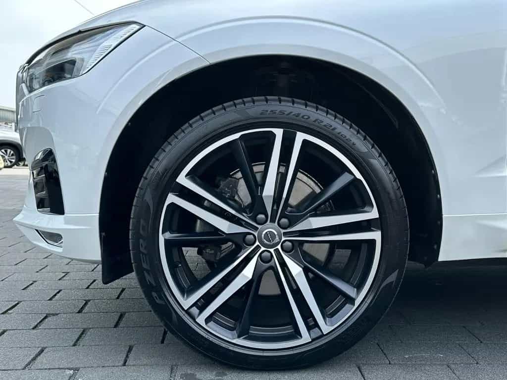 Volvo XC60 D5 AWD R Design 360° | B&W | AHK | Panorama 06/2017-photo-8