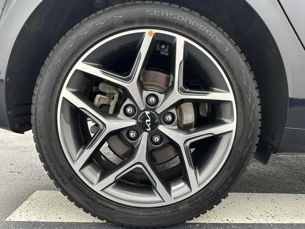 Kia cee'd / Ceed Spirit "1 HAND-NAVI-CAM-SITZH-CAR P 11/2025-photo-24