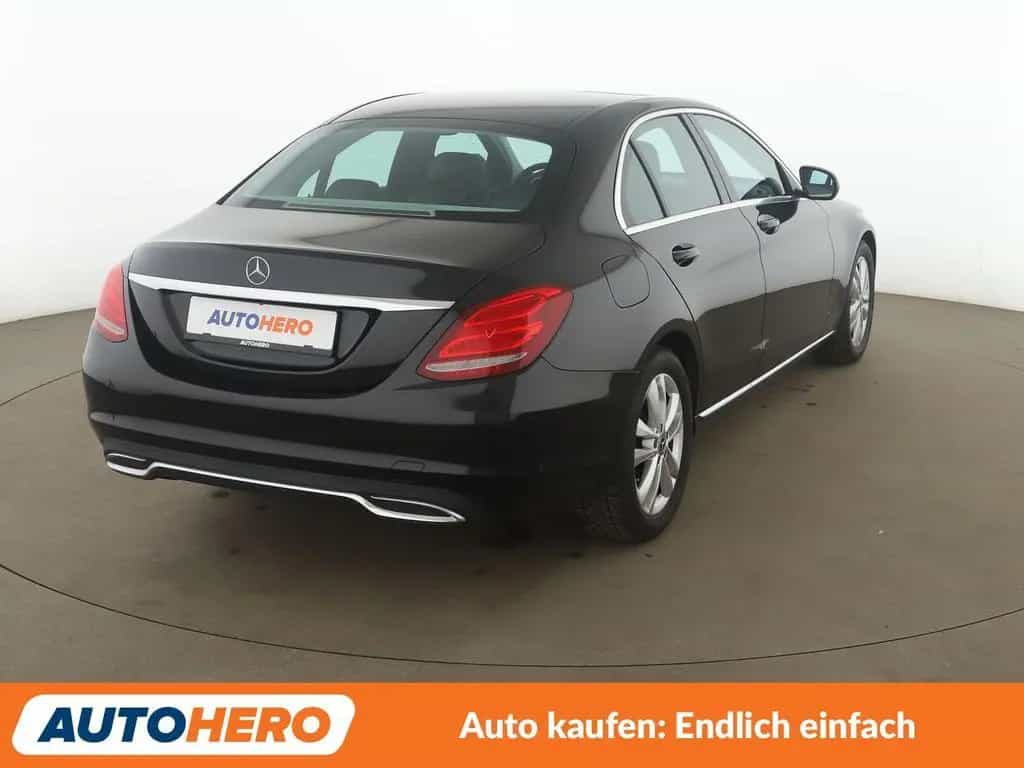 Mercedes-Benz C 180 CGI Avantgarde Aut.*NAVI*LED*PDC*SHZ* 07/2018-photo-5