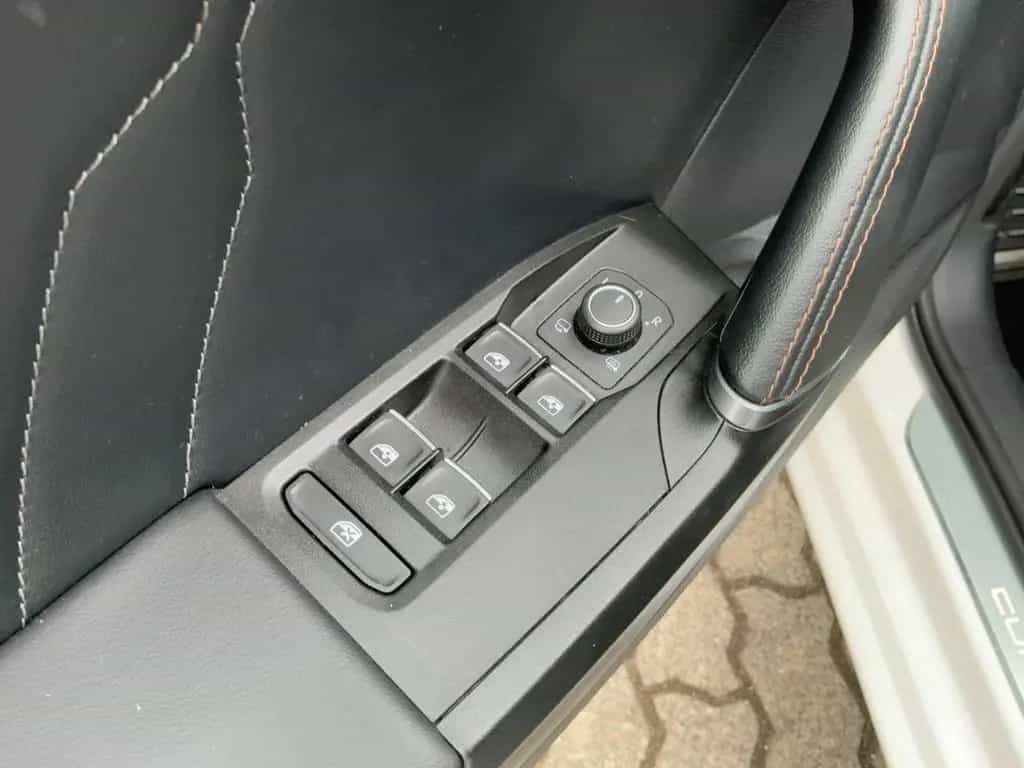 Cupra Leon 2.0 TSI ACC,AUTOM.,LED,Navi,SHZ,Winterp.,LM 05/2022-photo-13