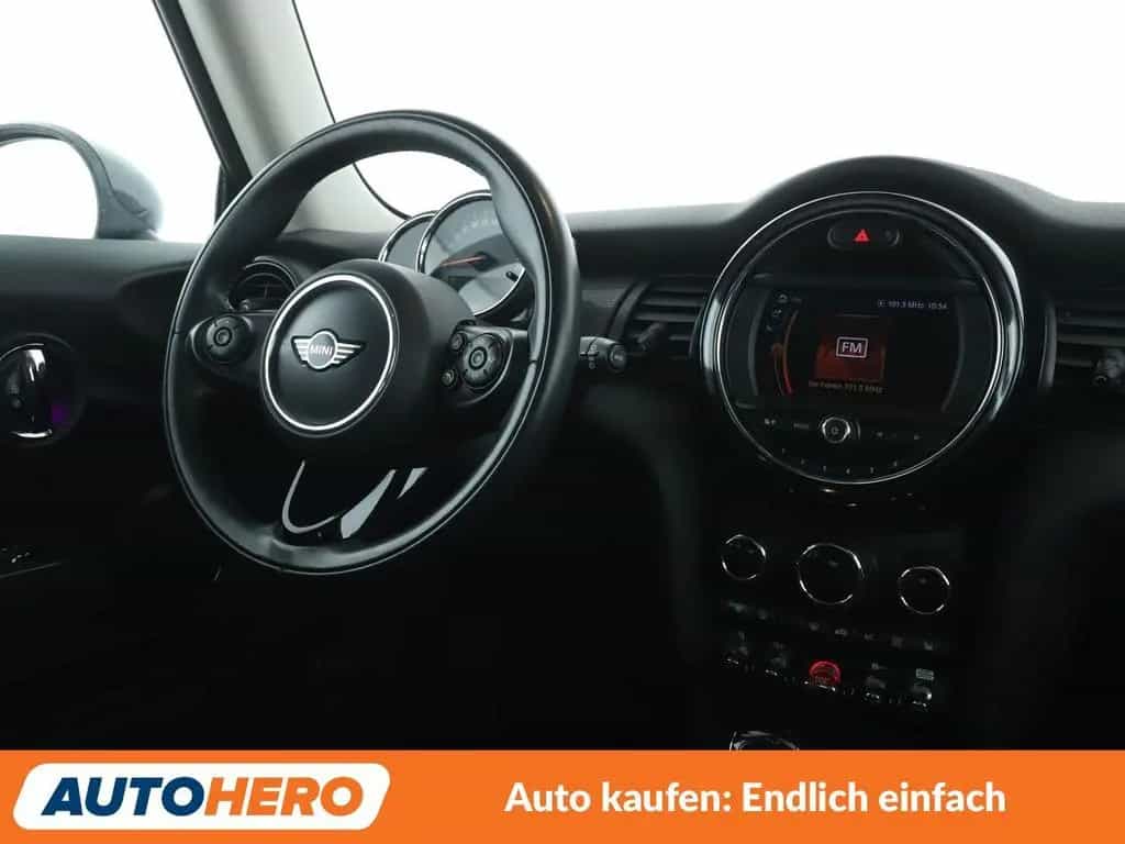 MINI Cooper D *NAVI*CAM*SHZ*KLIMA*ALU* 09/2018-photo-12