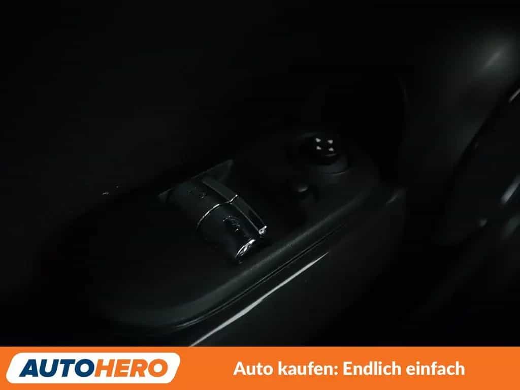 MINI Cooper D *NAVI*CAM*SHZ*KLIMA*ALU* 09/2018-photo-24
