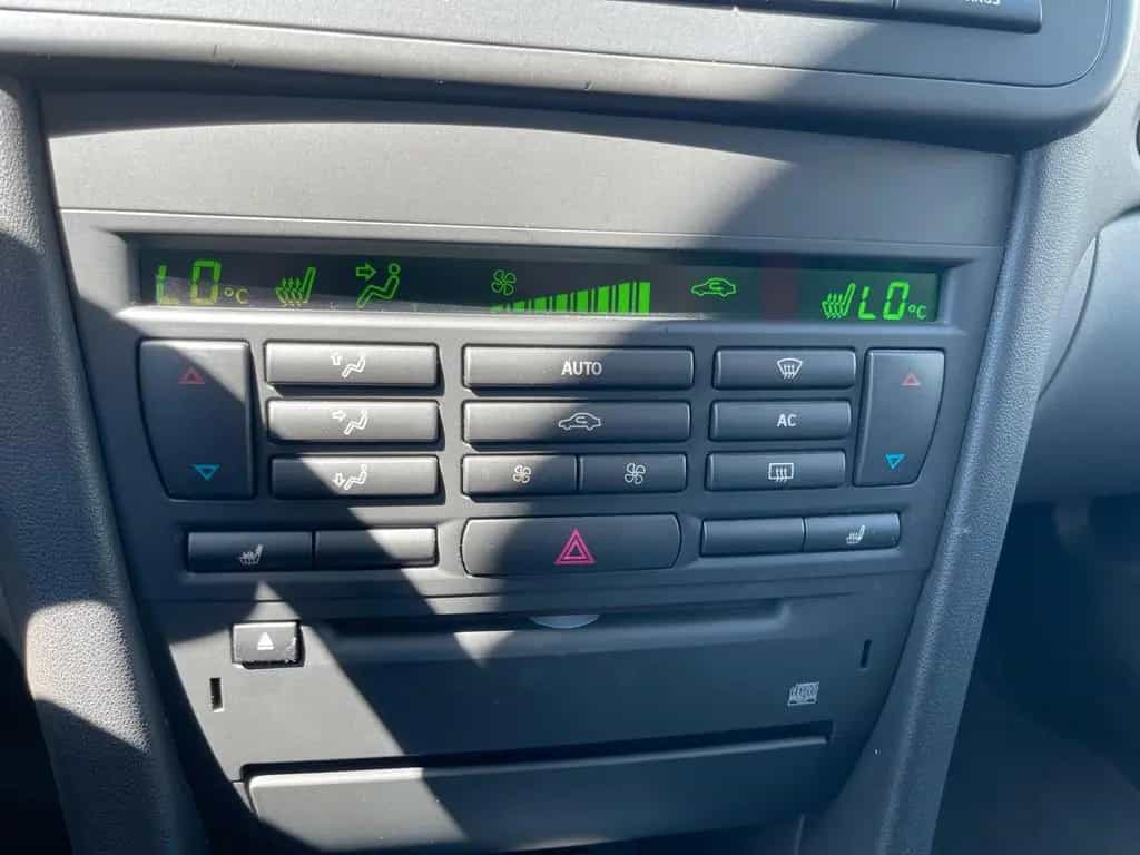 Saab 9-3 Lim. 1.8T Arc/S-Heft/Teilleder/3.Hand 03/2003-photo-11