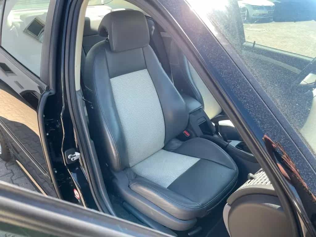 Saab 9-3 Lim. 1.8T Arc/S-Heft/Teilleder/3.Hand 03/2003-photo-8