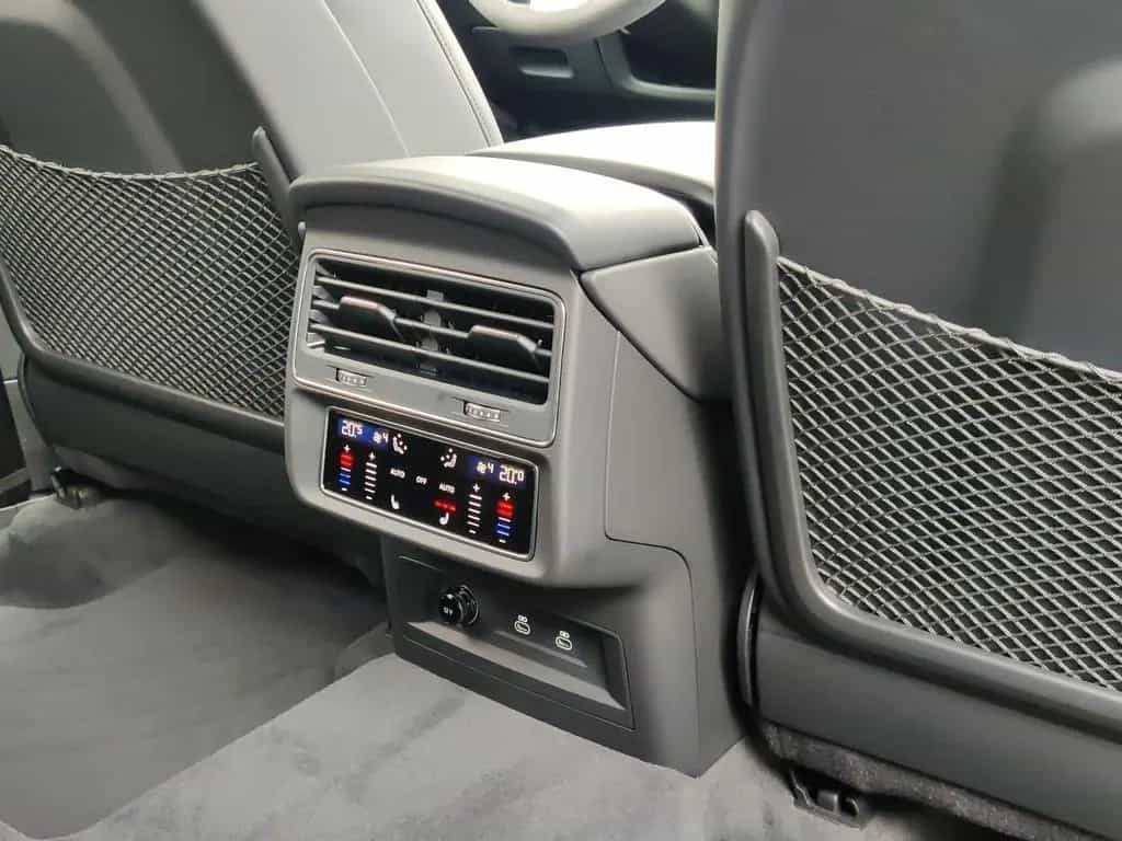 Audi RS Q8 SUV performance AHK*305kmh*FahrwerkAdv*StH null-photo-14