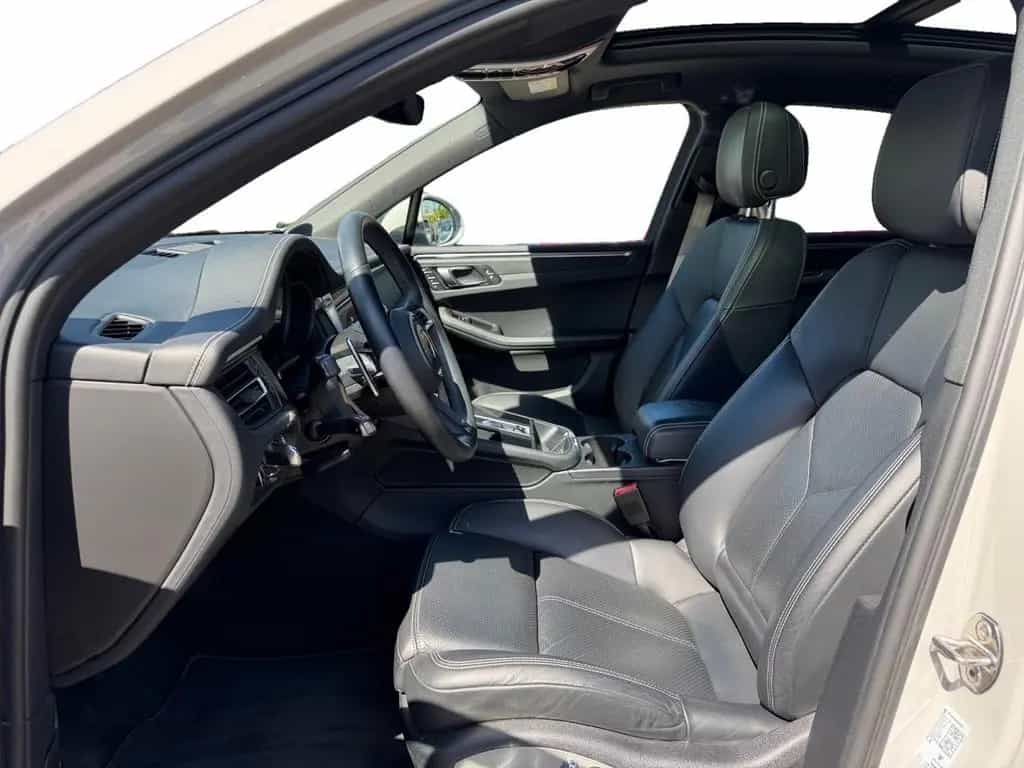 Porsche Macan Panorama AHK 20 zoll 03/2023-photo-7