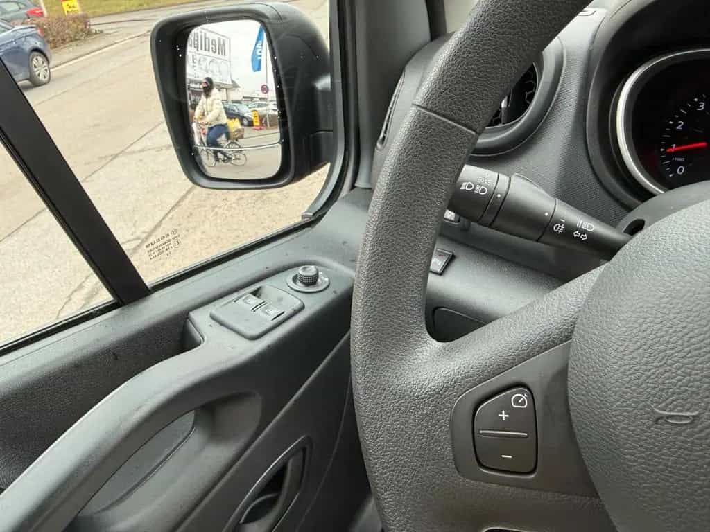 Renault Trafic 2.0 dCi Life L1H1 2,8t (8xSITZER*PKAMERA) 09/2020-photo-15