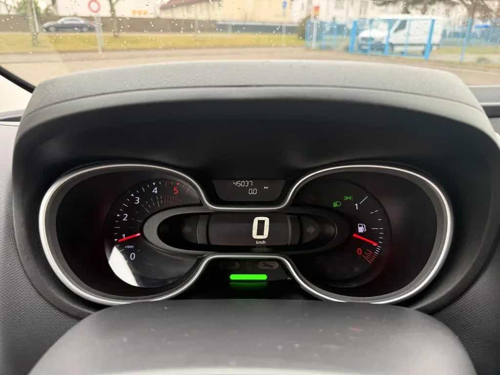 Renault Trafic 2.0 dCi Life L1H1 2,8t (8xSITZER*PKAMERA) 09/2020-photo-17