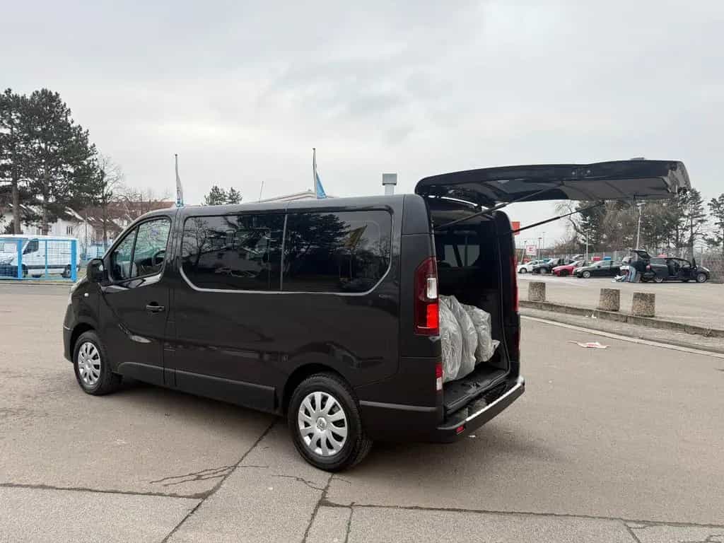 Renault Trafic 2.0 dCi Life L1H1 2,8t (8xSITZER*PKAMERA) 09/2020-photo-5