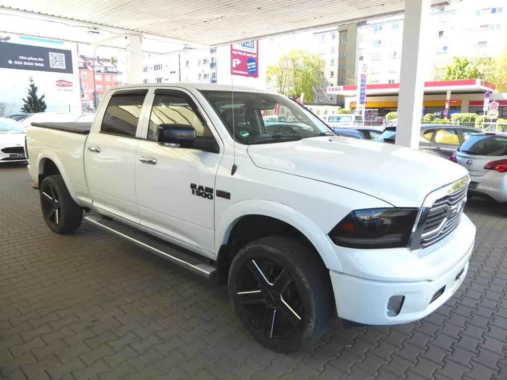 Dodge RAM 1500 SLT --LEDER-AUTOMATIKGETRIEBE-- 07/2014-photo-1