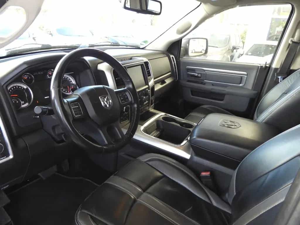 Dodge RAM 1500 SLT --LEDER-AUTOMATIKGETRIEBE-- 07/2014-photo-5
