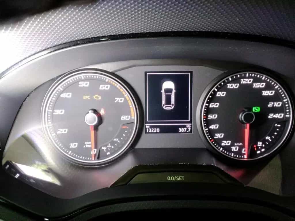 Seat Arona Style 1.0 TSI 81kW DSG LED*NAV*AHK*PDC*SHZ 02/2022-photo-6