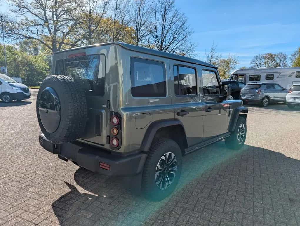 BAW 212 , 4x4, Automatik / Sofort Lieferbar!! null-photo-2