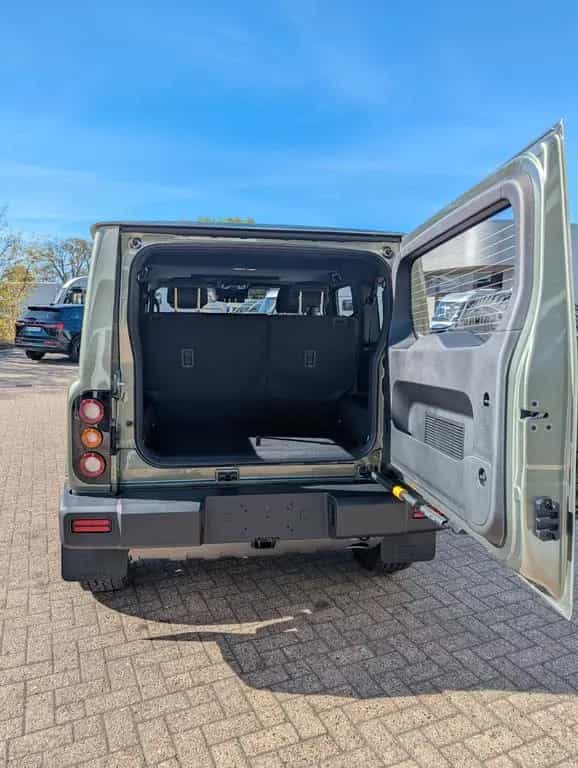 BAW 212 , 4x4, Automatik / Sofort Lieferbar!! null-photo-4