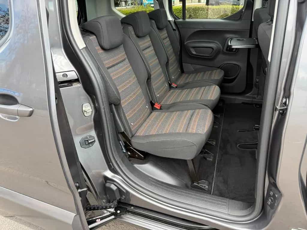 Opel Combo Life 1.5 CDTi INNOVATION Automatik (AHK) 06/2019-photo-16