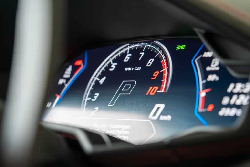 Lamborghini Huracán EVO SPYDER AWD |AERO-KIT|CARBON|LIFT|PPF 03/2022-photo-23