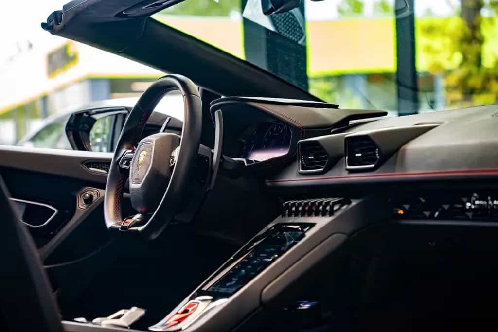 Lamborghini Huracán EVO SPYDER AWD |AERO-KIT|CARBON|LIFT|PPF 03/2022-photo-29