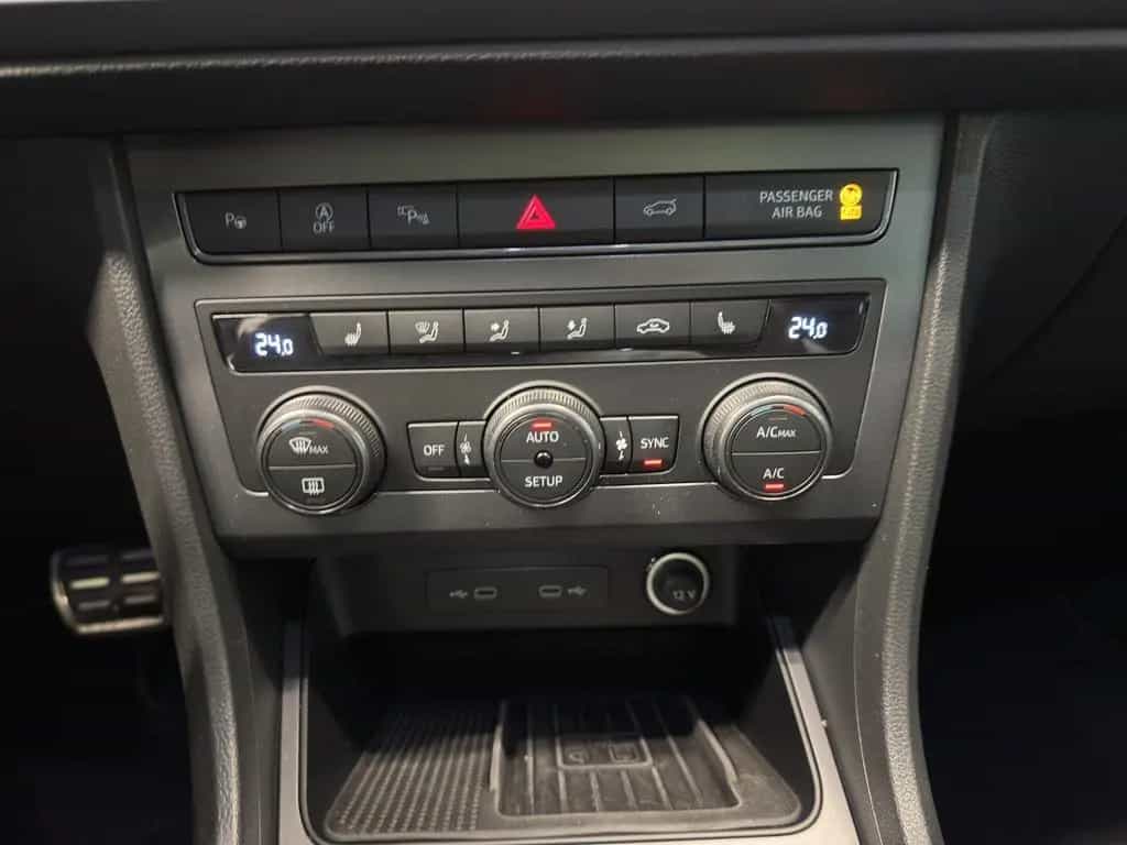 Cupra Ateca 2.0 TSI DSG 4Drive 20+AHK+PANORAMA +SOUND+ 10/2021-photo-15