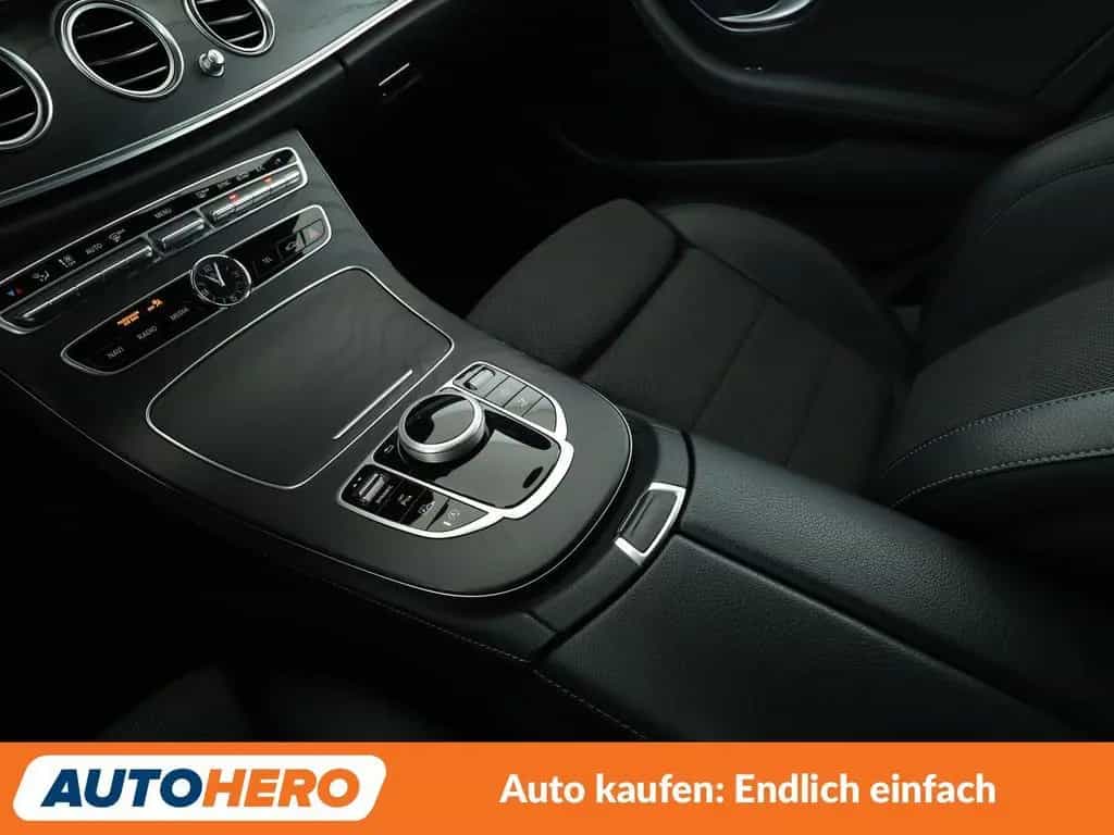 Mercedes-Benz E 200 T Avantgarde Aut.*LED*NAVI*TEMPO*CAM*PDC* 09/2019-photo-23