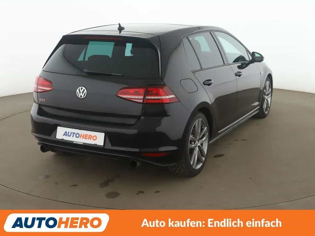 Volkswagen Golf 2.0 TFSI GTI Performance BlueMotion *NAV*ACC*PDC 02/2016-photo-5
