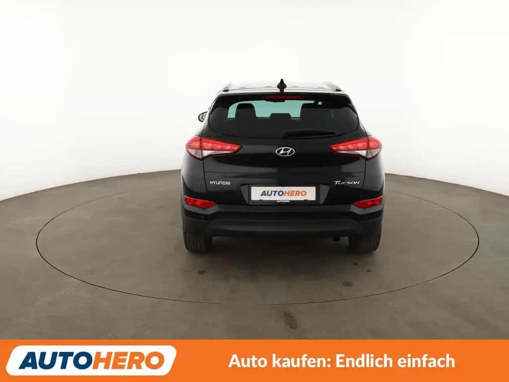 Hyundai Tucson 1.6 Classic blue 2WD*NAVI*TEMPO*CAM*PDC* 08/2018-photo-4