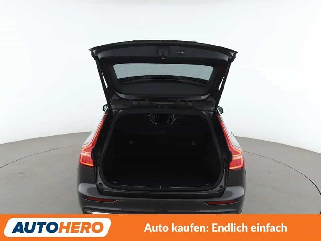 Volvo V60 2.0 B4 Plus Bright Aut.*NAV*LED*TEMP*360CAM* 09/2022-photo-16
