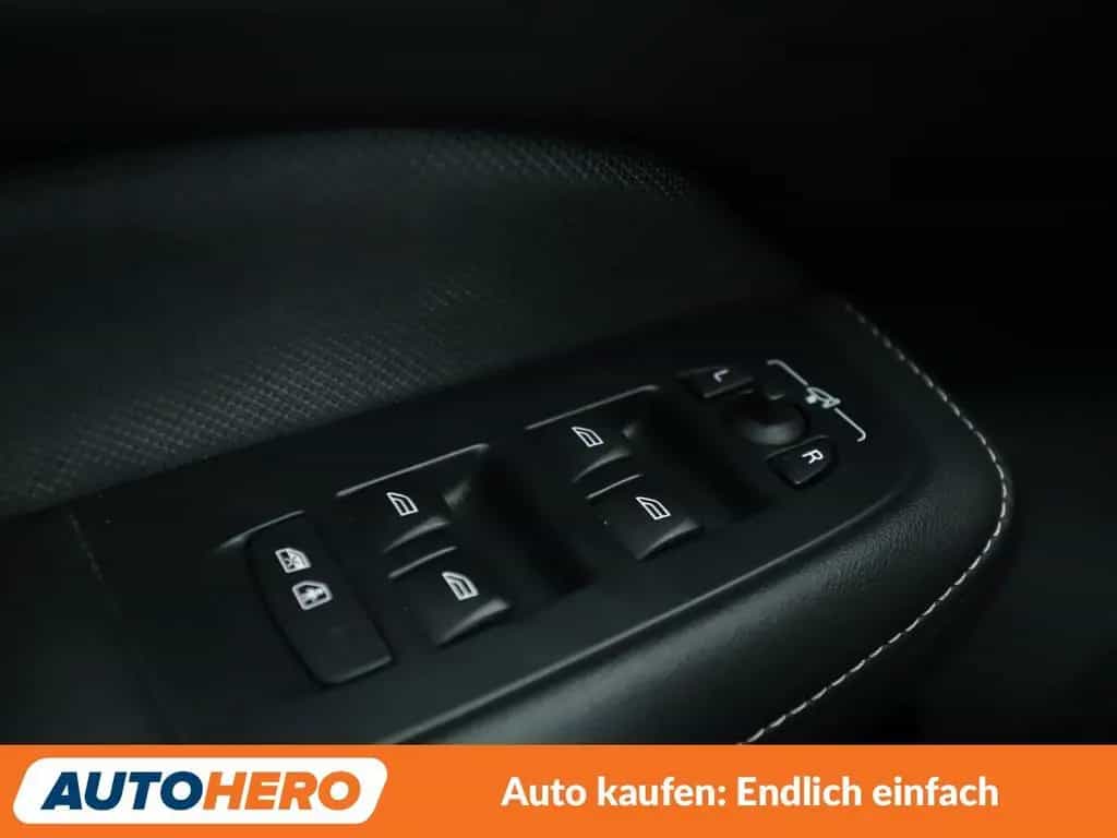 Volvo V60 2.0 B4 Plus Bright Aut.*NAV*LED*TEMP*360CAM* 09/2022-photo-24