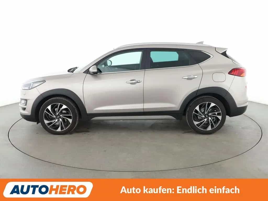 Hyundai Tucson 1.6 TGDI Premium 2WD Aut.*NAVI*LED*TEMPO* 10/2018-photo-2
