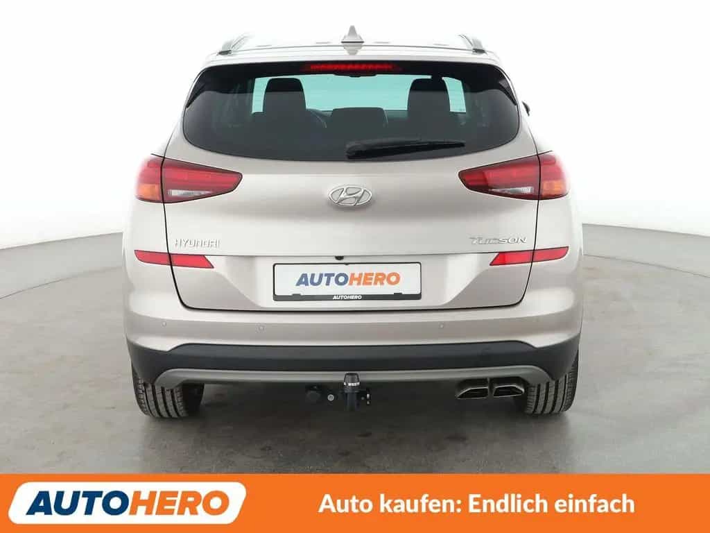 Hyundai Tucson 1.6 TGDI Premium 2WD Aut.*NAVI*LED*TEMPO* 10/2018-photo-4
