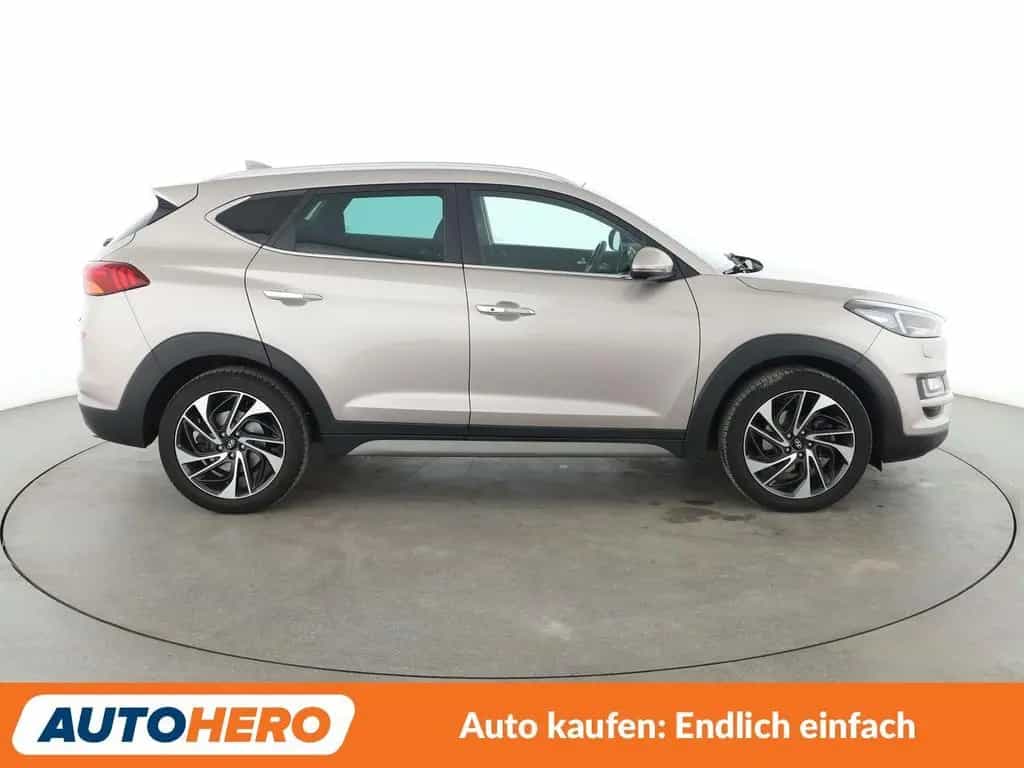 Hyundai Tucson 1.6 TGDI Premium 2WD Aut.*NAVI*LED*TEMPO* 10/2018-photo-6