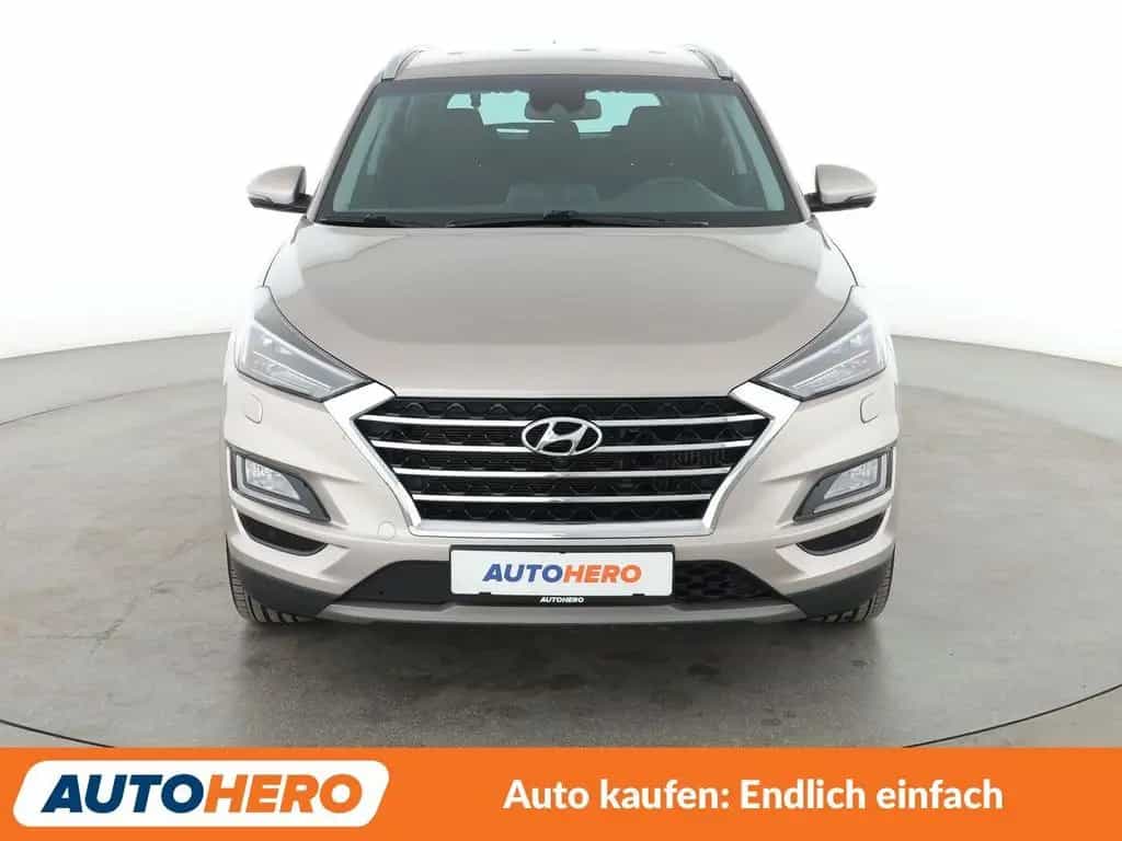 Hyundai Tucson 1.6 TGDI Premium 2WD Aut.*NAVI*LED*TEMPO* 10/2018-photo-8