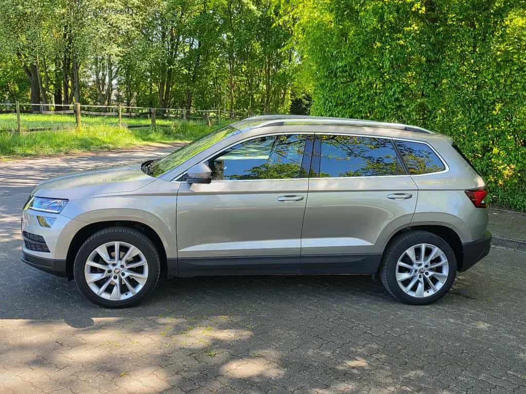 Skoda Karoq Style*1.HD*Navi*LED*Kamera*ACC*DAB*R&L.Sen 04/2019-photo-5